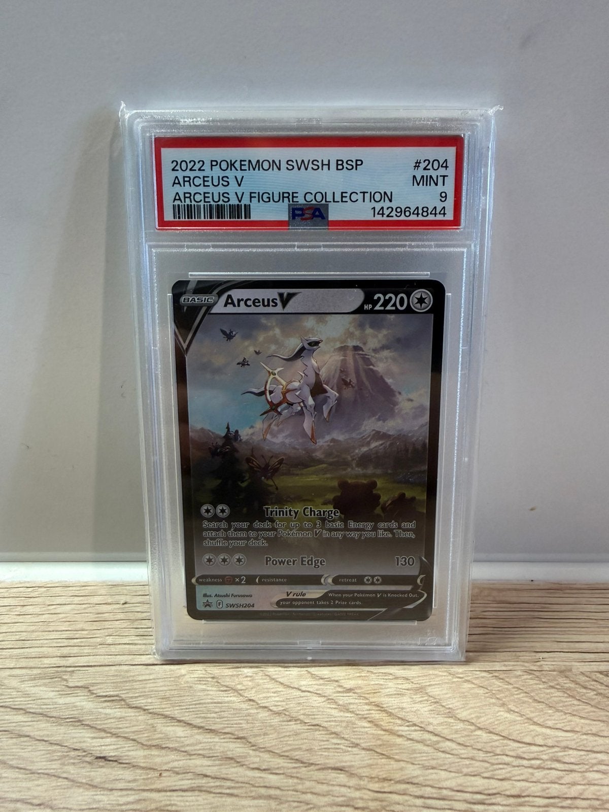 Arceus V - PSA 9, Ophalen of Verzenden, Zo goed als nieuw