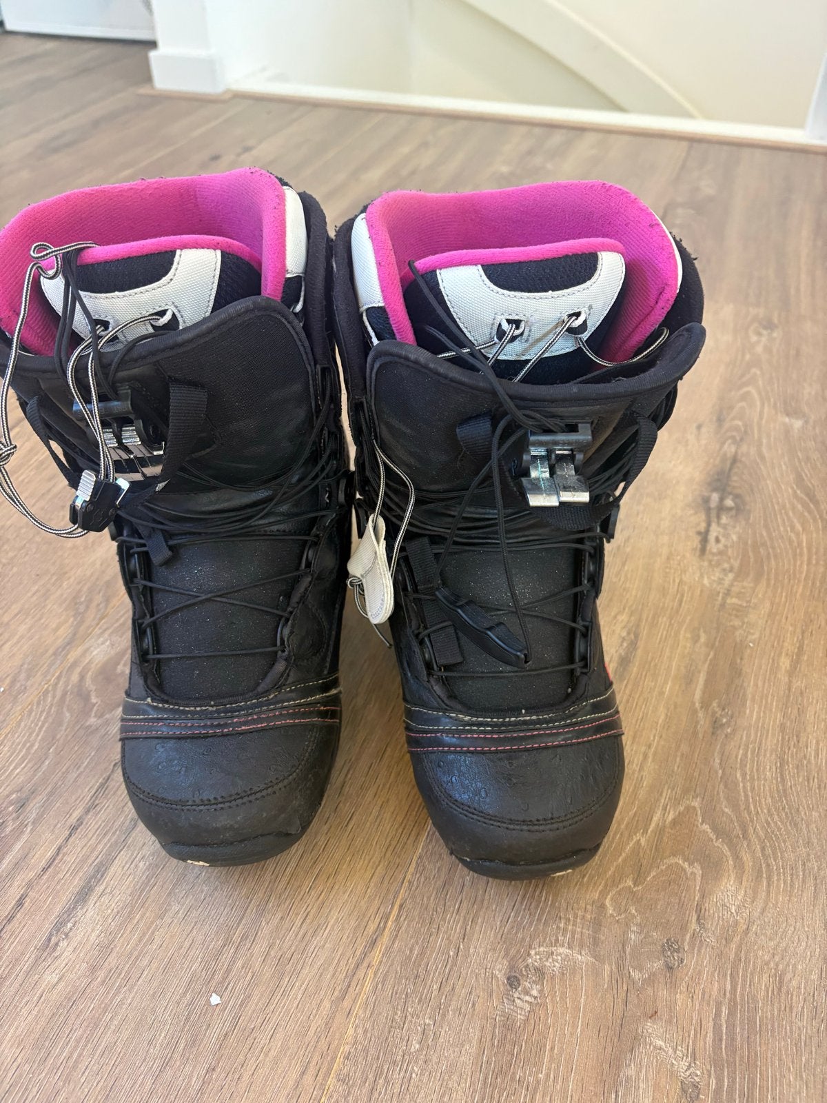 Northwave Snowboardschoenen Dames Maat 40 Zwart/Roze, Sport en Fitness, Skiën en Langlaufen, Overige merken, 160 tot 180 cm, Gebruikt