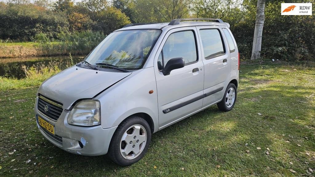 Suzuki Wagon R+ 1.3 Season, Auto's, Suzuki, Voorwielaandrijving, Gebruikt, 31 €/maand, 4 cilinders