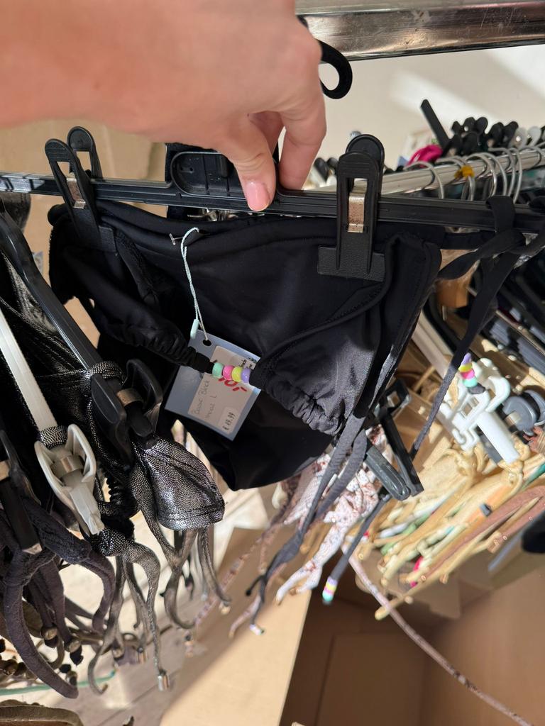 Partij mooie nieuwe bikini s en badpakken, Ophalen of Verzenden, Nieuw, Overige kleuren, Bikini