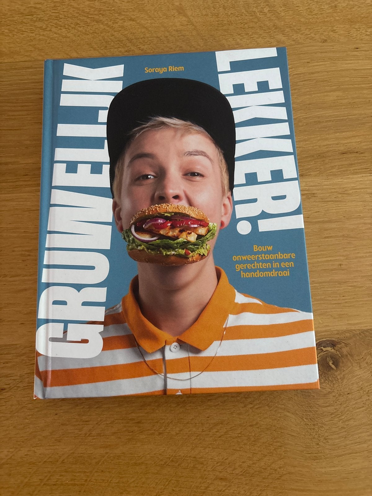 Gezellig Gruwelijk Lekker Kookboek van Soraya Riem, Boeken, Kookboeken, Ophalen of Verzenden, Zo goed als nieuw, Overige gebieden