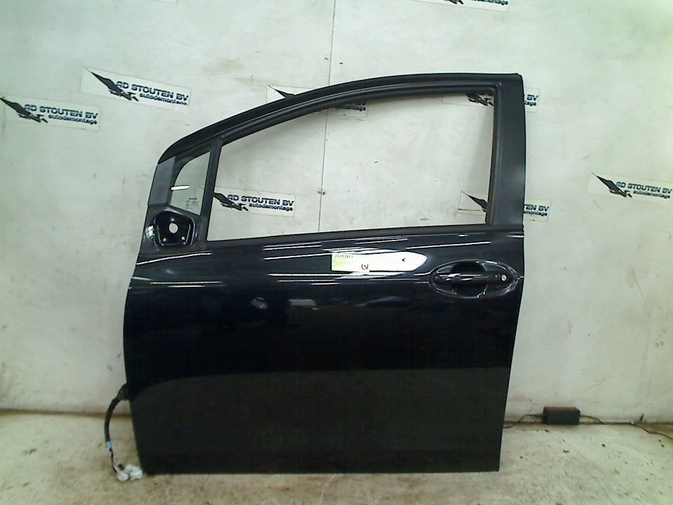 Portier Links Voor Toyota Yaris II (P9) (2005-08/2010-11), Gebruikt, Kundenbetreuung@toyota.de, Toyota-Allee 2, Köln 50858, , Duitsland