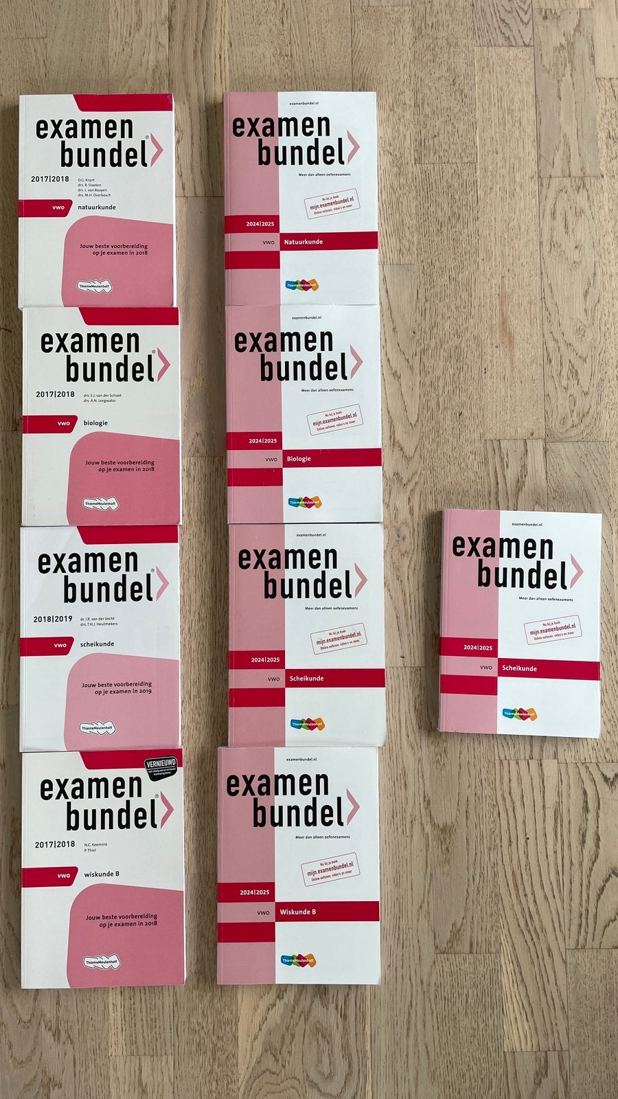 Examenbundels VWO Nat, Wis B, Bio, Schei 2024/25 & 2017/18, Ophalen, Zo goed als nieuw, VWO, Overige vakken