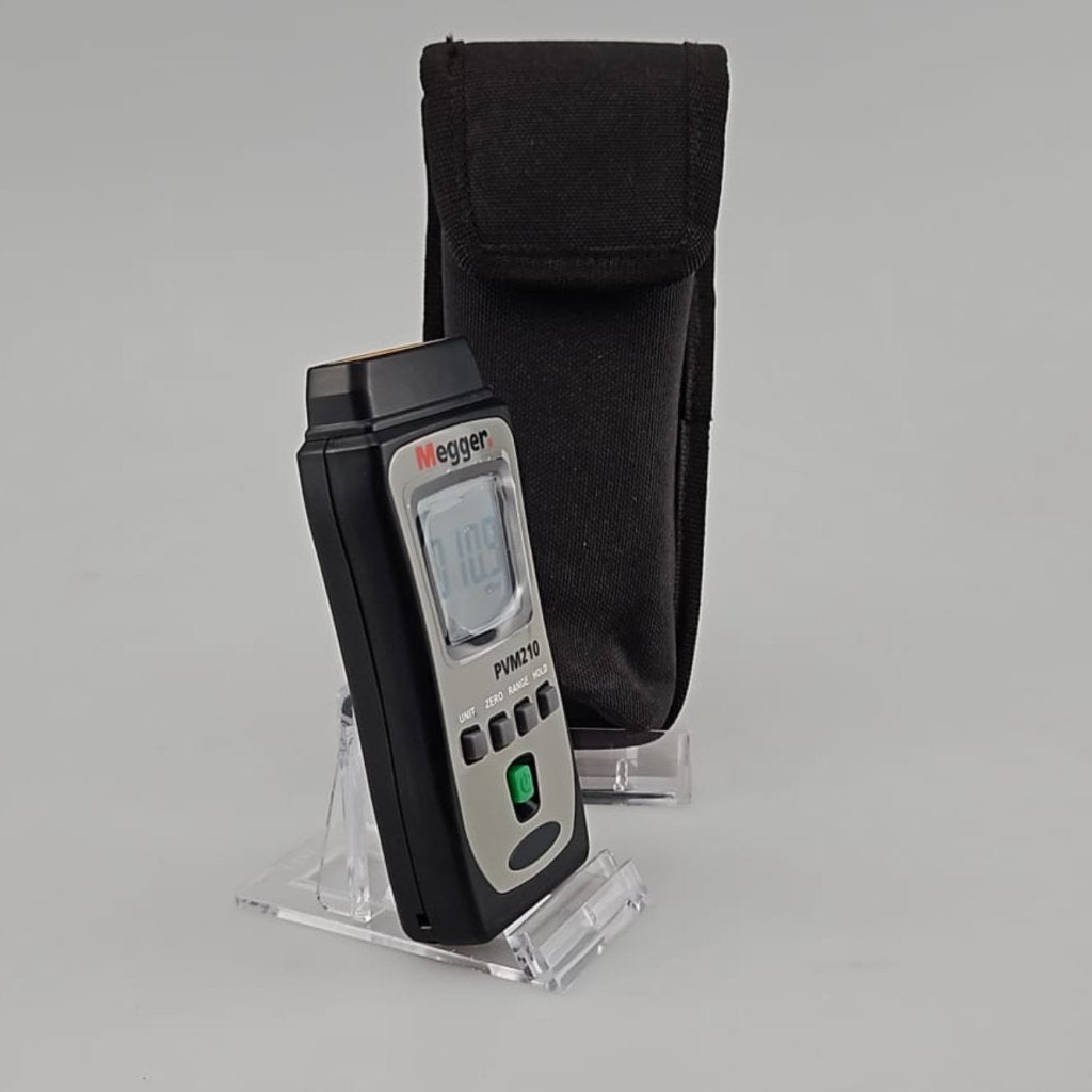 Megger PVM210 ZonneInstralingsmeter, Flex Ltd., Gebruikt, https://flex.com/contact-us, Nobelstraat 10, 5807 GA Oostrum LB, Limburg, Nederland