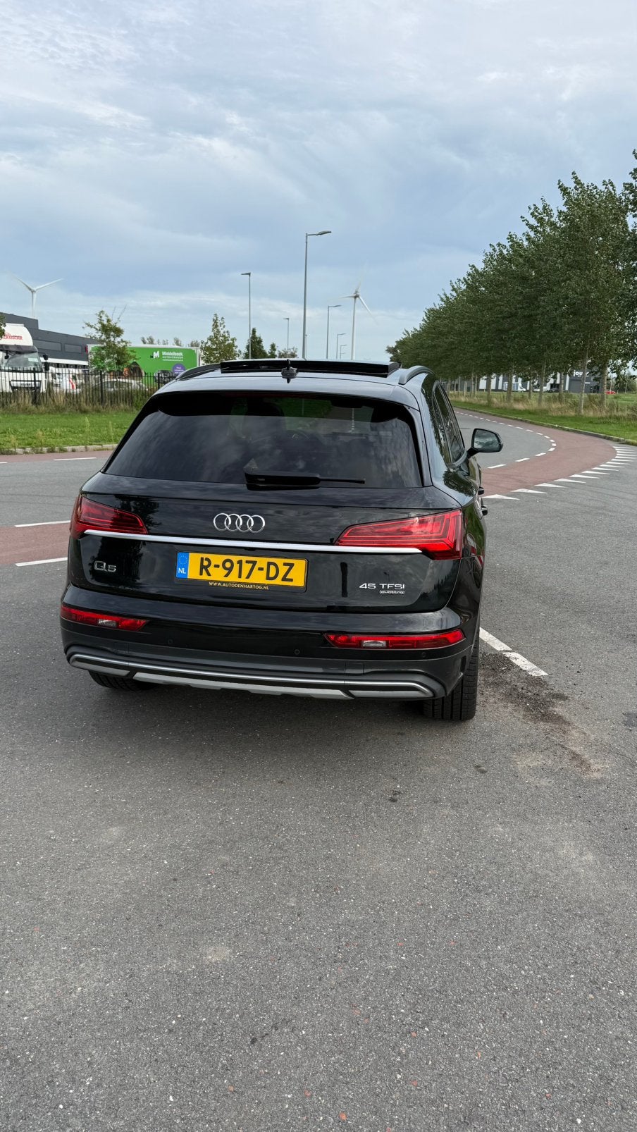 Foto 3 van Audi Q5 45 TFSI Mild hybrid 2021 Facelift Pano S-Line