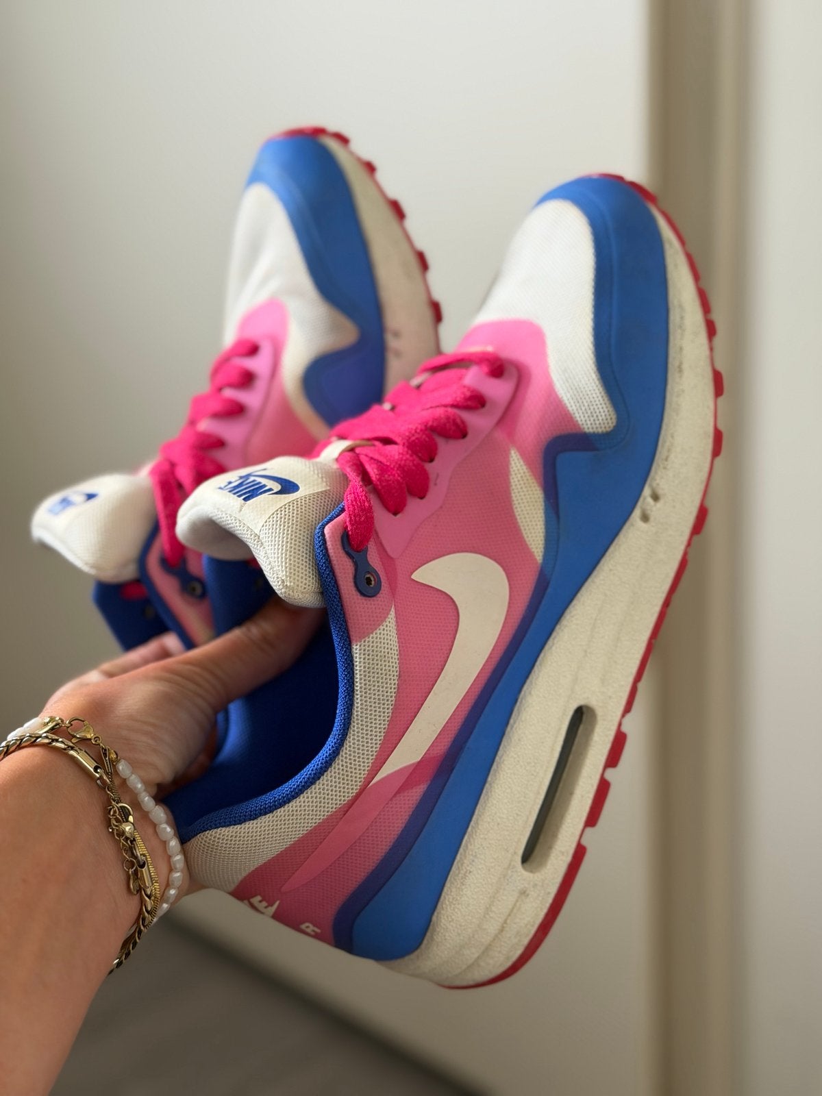 Nike Air Max 1 Sneakers - Roze, Blauw, Wit (Maat 38.5), Ophalen of Verzenden, Gedragen, Roze, Sneakers of Gympen