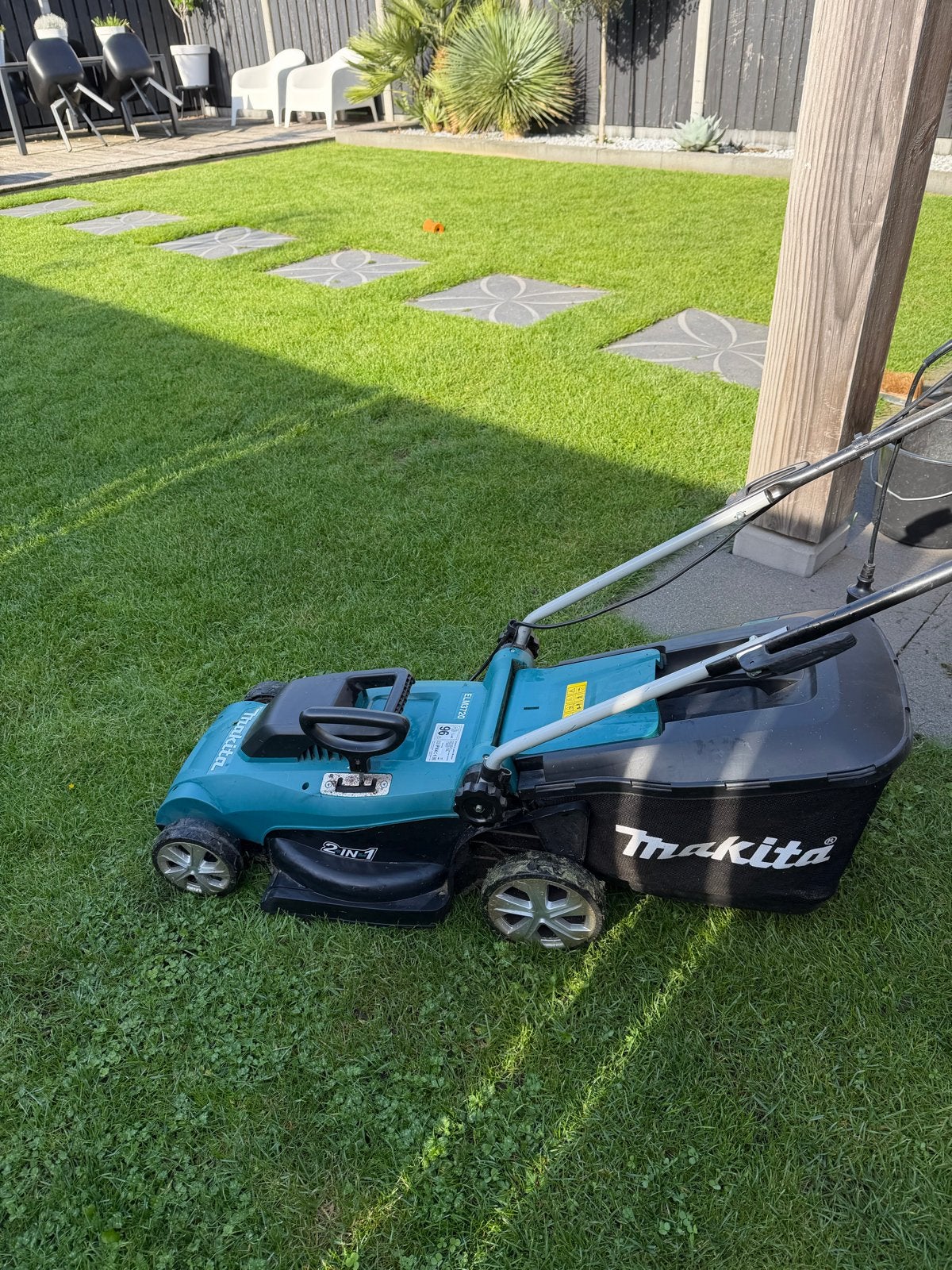 Makita ELM3720 elektrische grasmaaier, Tuin en Terras, Ophalen, Cirkelmaaier, Gebruikt, Elektrische grasmaaier
