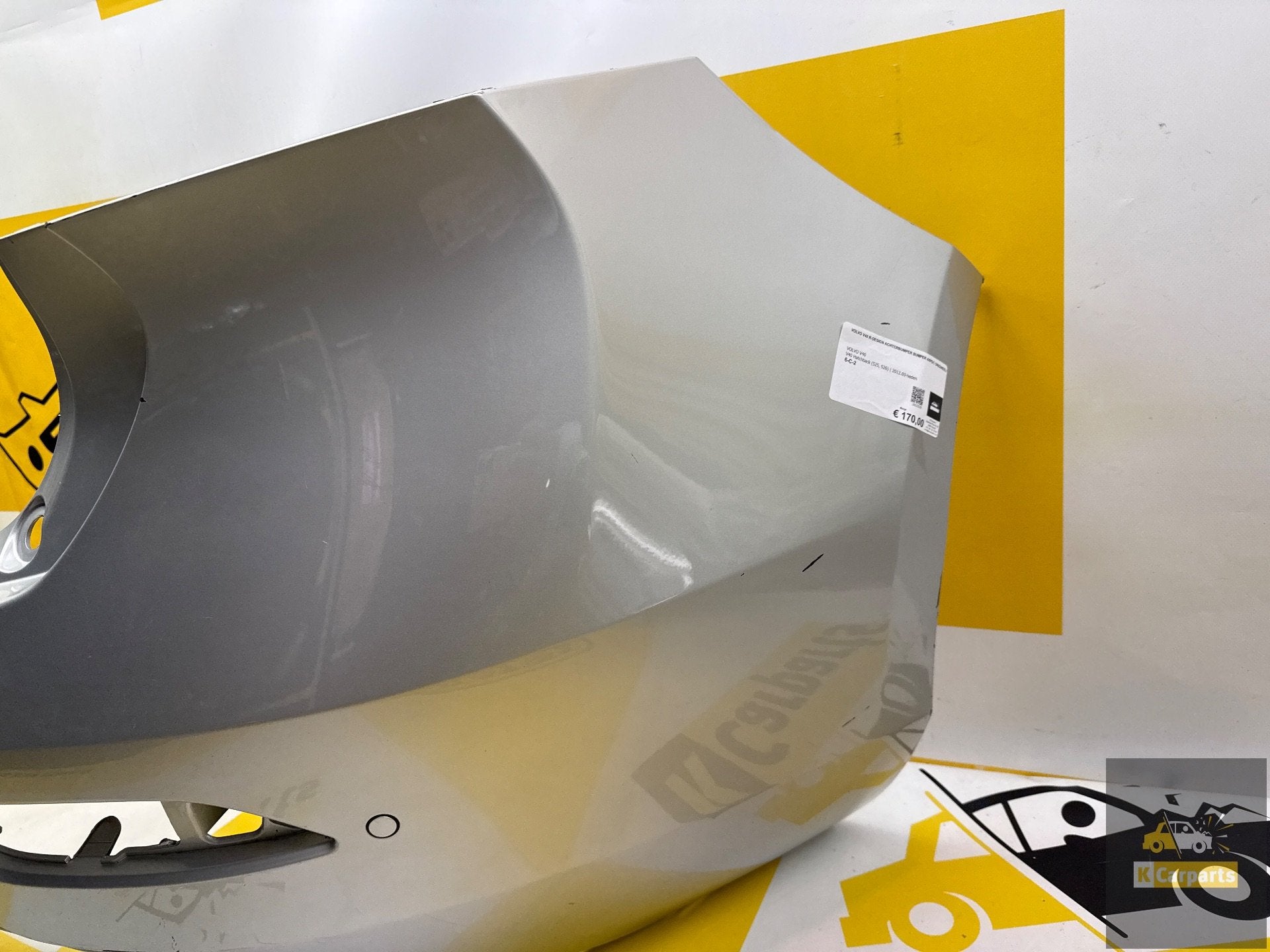 Volvo V40 R-Design Achterbumper Bumper 4xPDC Origineel!, Gebruikt, Gunnar Engellaus vag 8
405 31  Gothenburg, SE, Info@volvocars.com