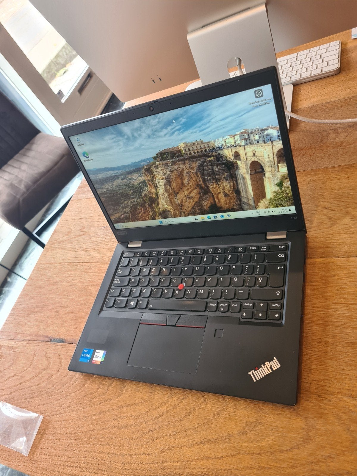 Foto 2 van Lenovo ThinkPad L13 Gen 2 te koop!