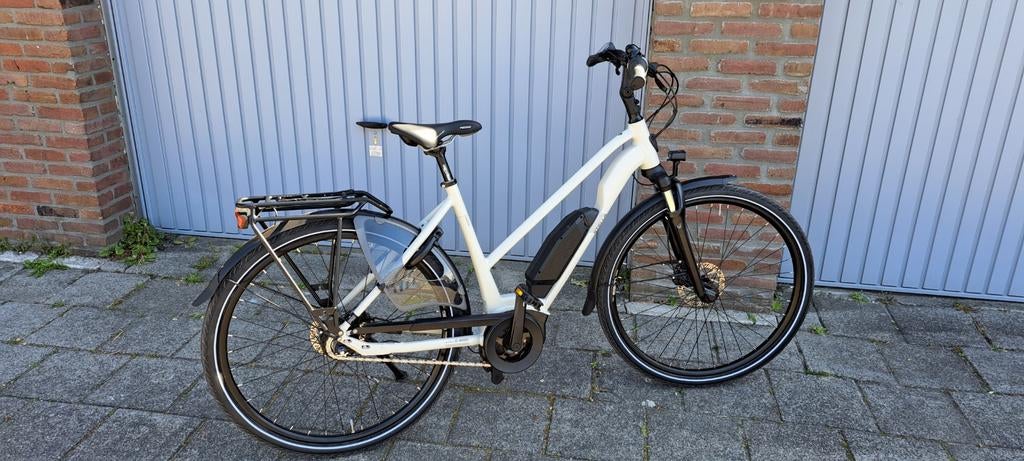 Stella Morena Wit E- Bike met Bosch Active Line Plus Nexus 8, Zo goed als nieuw, 51 tot 55 cm, 50 km per accu of meer, Ophalen