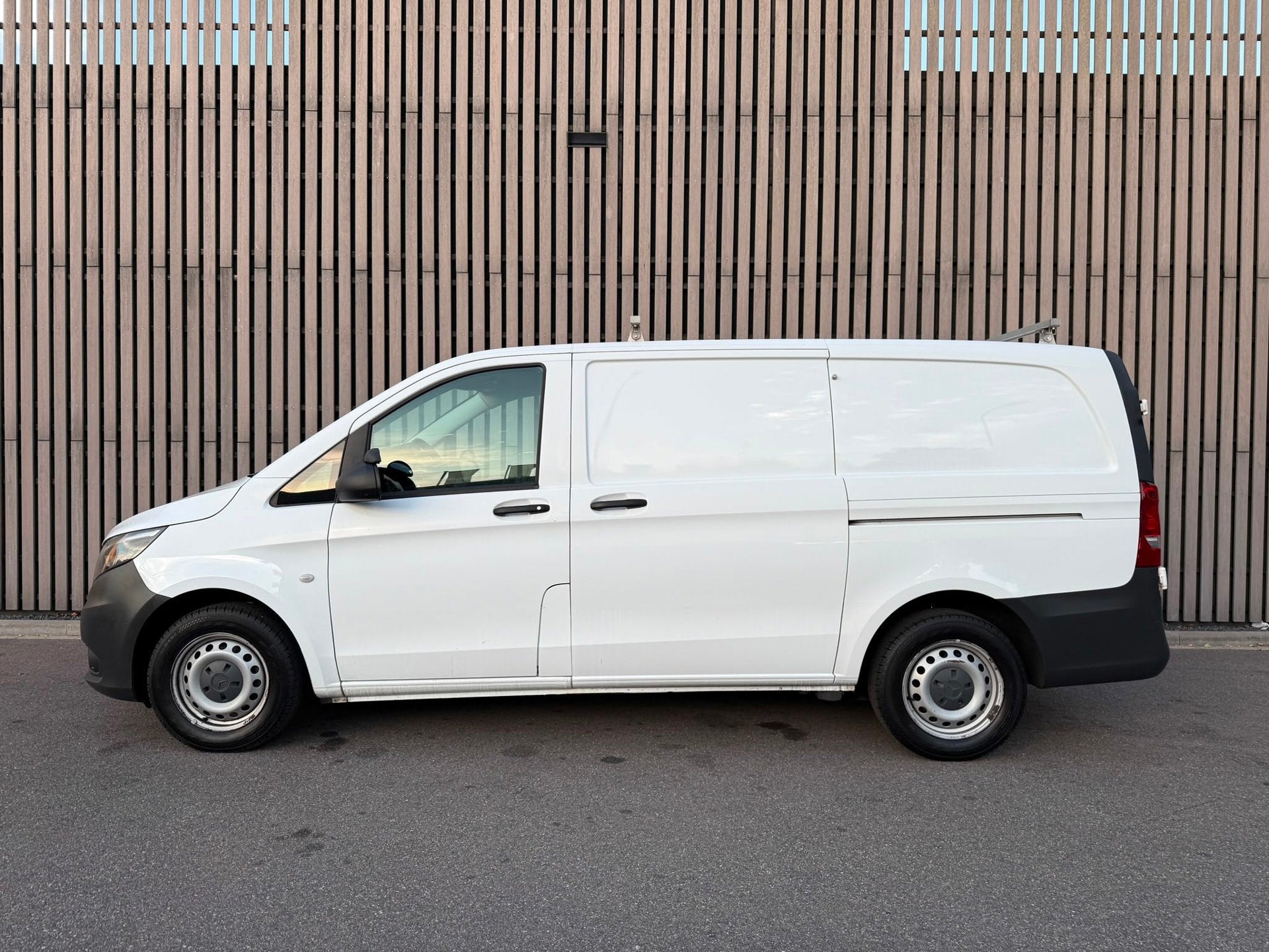 Mercedes-Benz Vito 114 CDI Lang / 2 schuifdeuren / Airco / C, Auto's, Automaat, Gebruikt, Euro 6, 4 cilinders
