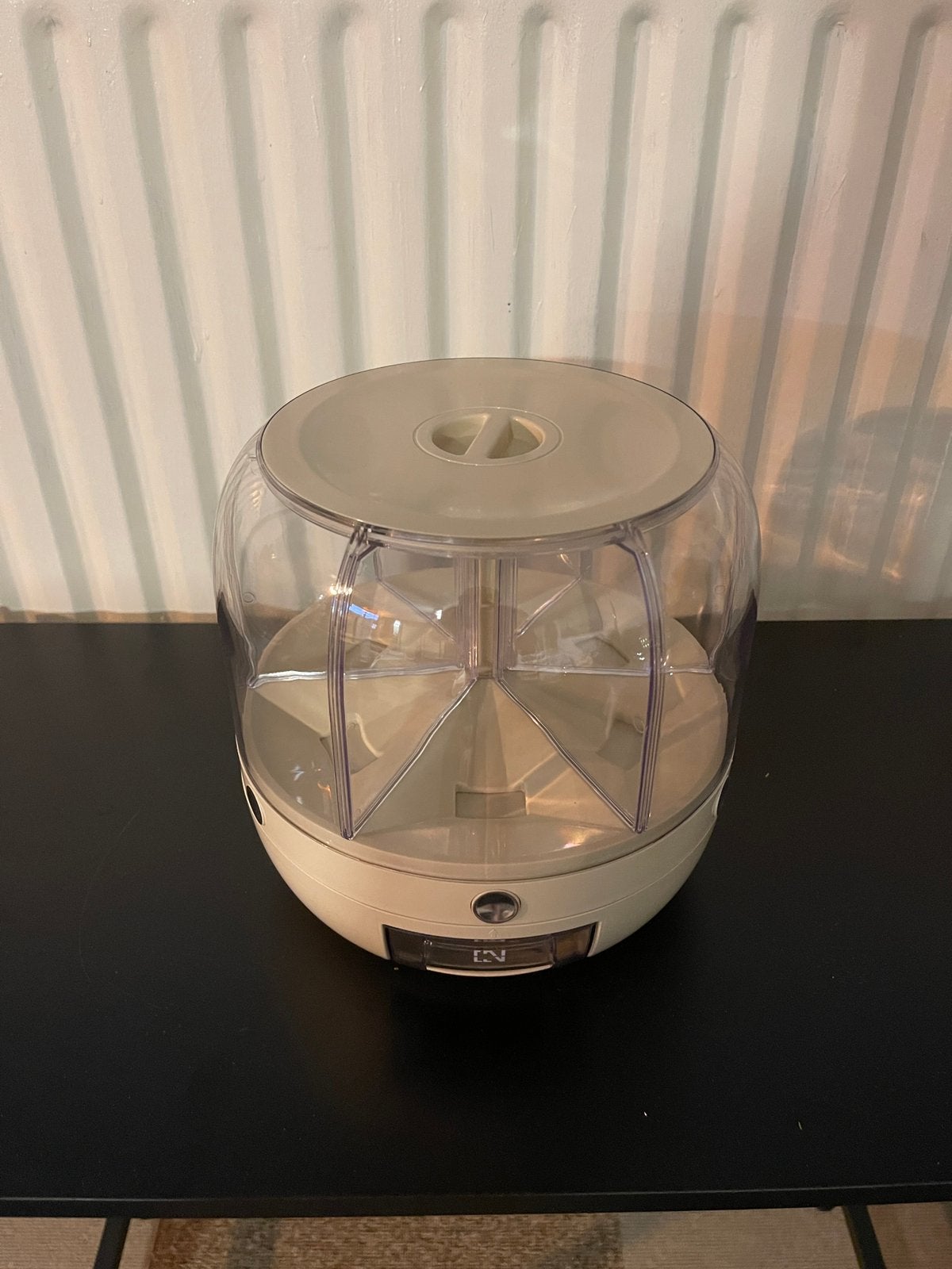 Roterend dispenser, Huis en Inrichting, Keuken | Keukenbenodigdheden, Beige, Kunststof, Nieuw, Ophalen of Verzenden