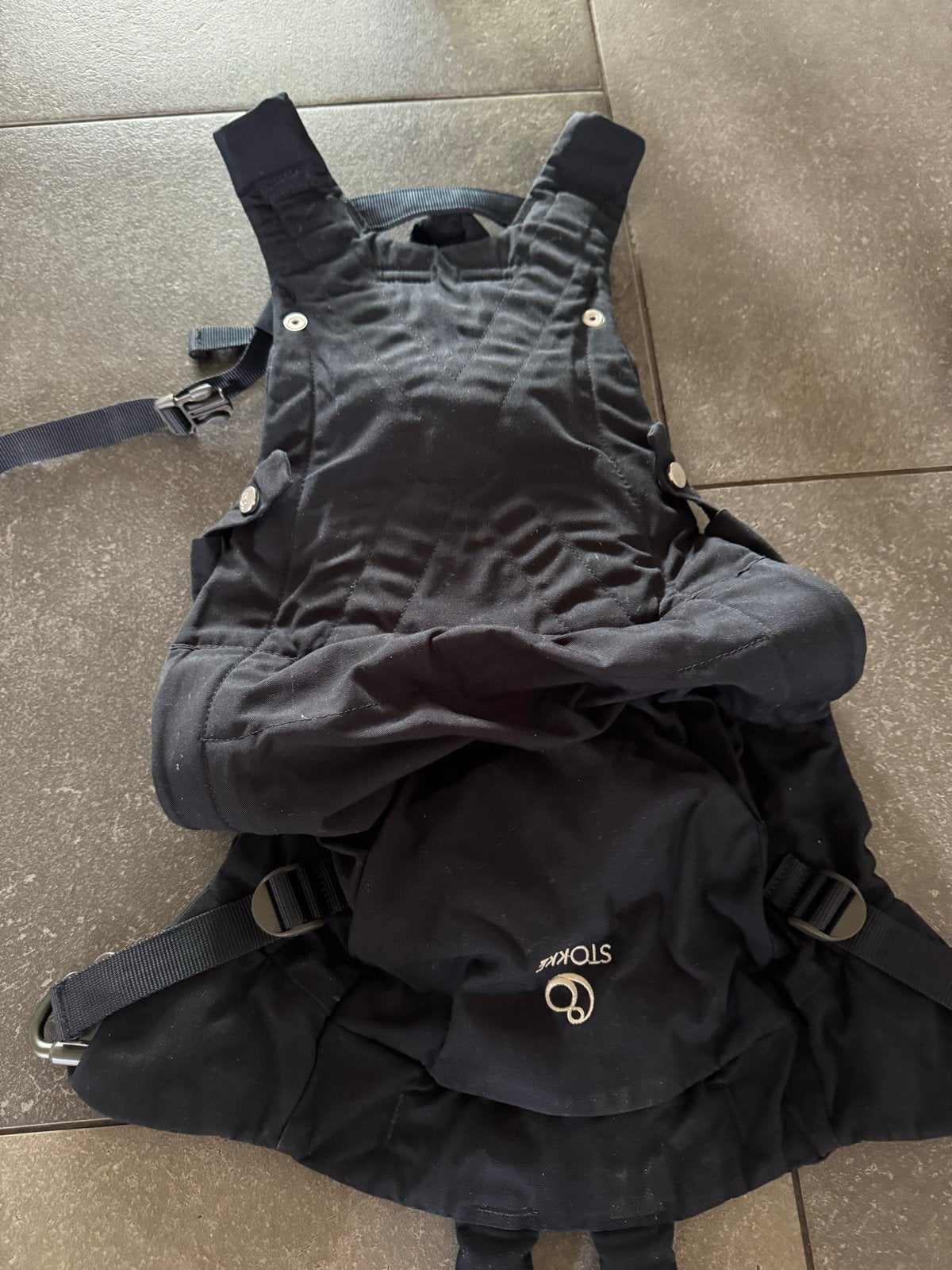 Stokke MyCarrier draagzak - Zwart, zo goed als nieuw, Buik of Rug, Zo goed als nieuw, Draagzak, Ophalen
