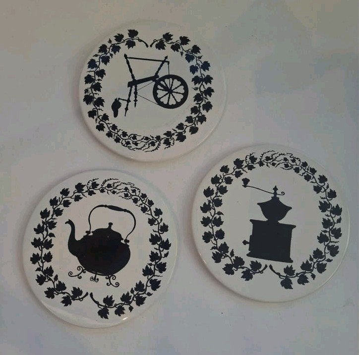 Set Vintage Keramieke Onderzetters Regina Gouda, Keramiek, Overige typen, Ophalen of Verzenden, Zo goed als nieuw