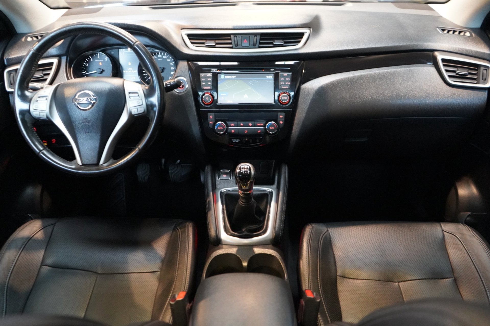 Nissan Qashqai 1.2 Tekna | 360 CAMERA | STOELVER. | KEYLESS, Auto's, Voorwielaandrijving, Gebruikt, 4 cilinders, 116 pk