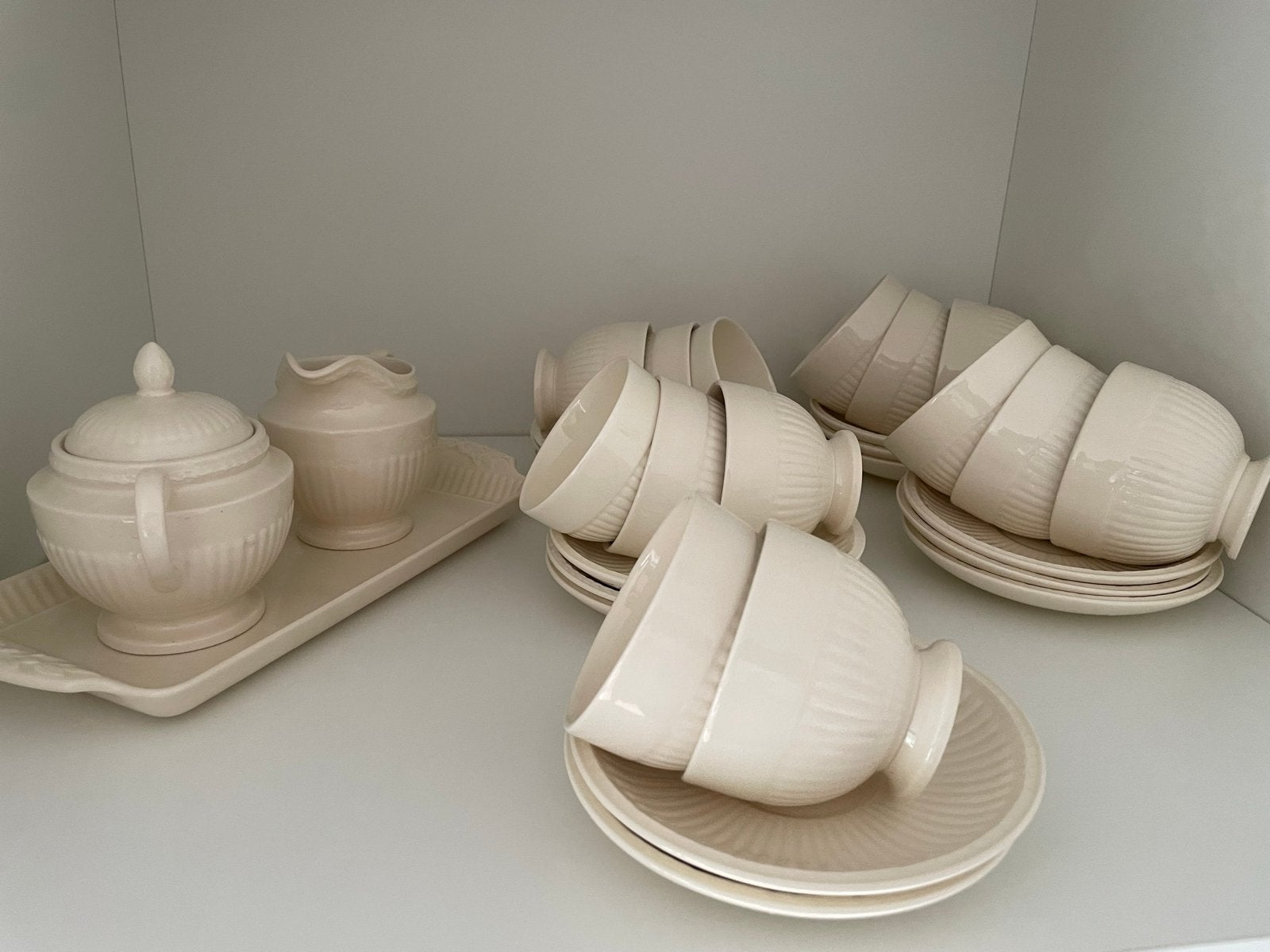 Wedgwood Edme kop en schotel koffie en thee. Roomstel, Huis en Inrichting, Keuken | Servies, Ophalen, Klassiek, Zo goed als nieuw