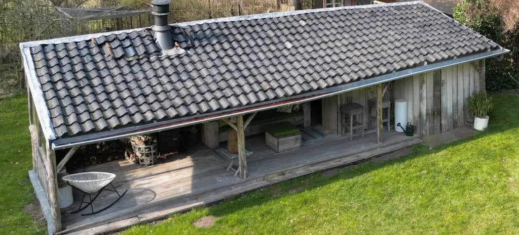 Complete partij dakpannen  550 stuks in nette staat, Ophalen, Gebruikt, Steen of Klei, 15 m² of meer