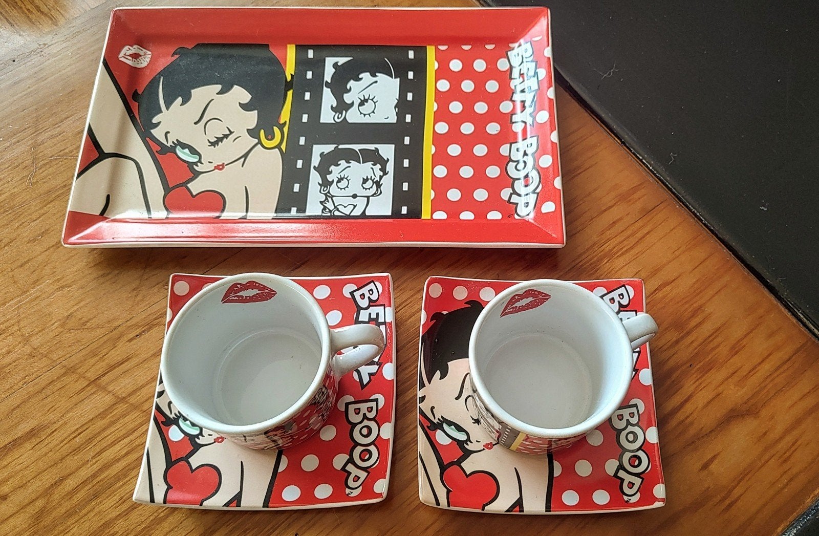 Betty Boop espresso kopjes set van twee met dienblad., Verzamelen, Ophalen of Verzenden, Betty Boop, Zo goed als nieuw, Gebruiksvoorwerp