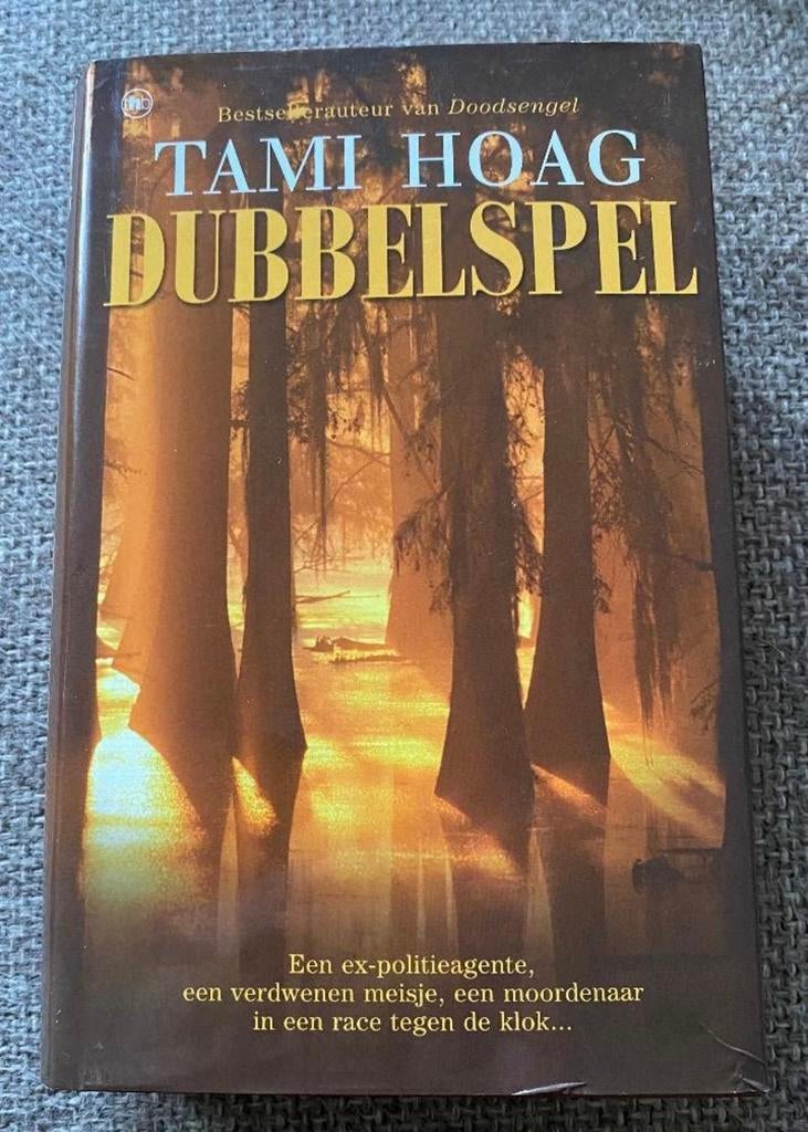 Boek Tami Hoag Dubbelspel., Boeken, Ophalen of Verzenden, Zo goed als nieuw