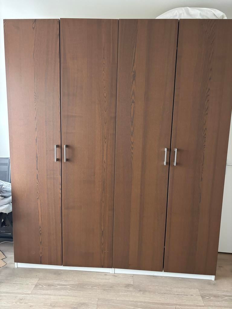 Kledingkast met dubbele deuren, 2.20m hoog, diep, compleet, 100 tot 150 cm, 200 cm of meer, Ophalen of Verzenden, Zo goed als nieuw