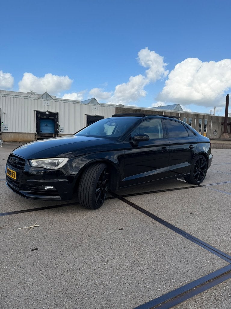 Audi A3 2.0 TDI 184pk quattro | Pano | B&O | Turbo defect, Auto's, Automaat, 1800 kg, 4 cilinders, Zwart