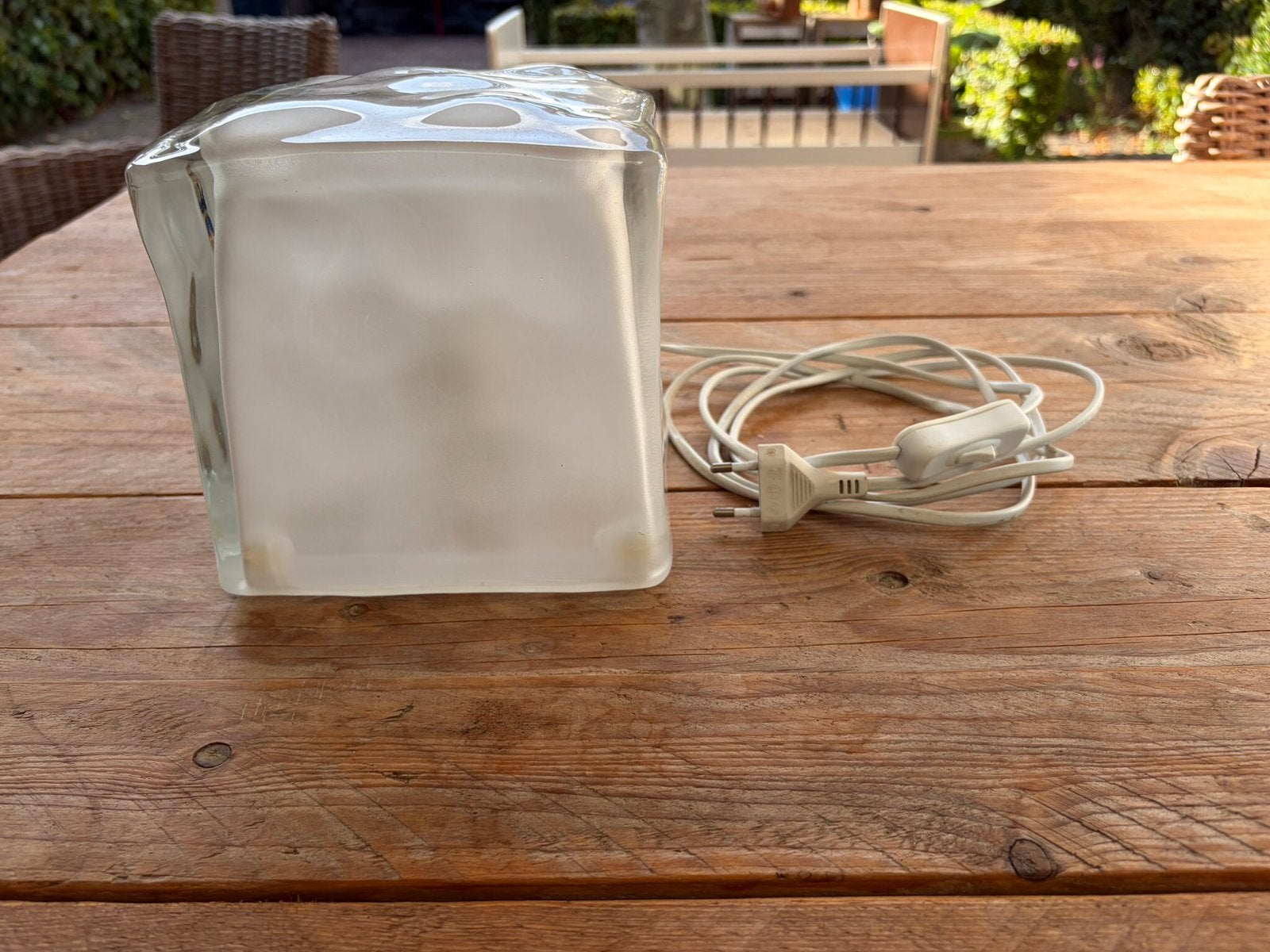 Glazen lamp, Ophalen, Zo goed als nieuw, Met schakelaar