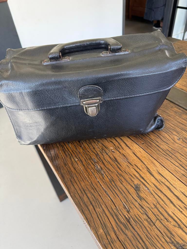 Zwarte reistas met handvat ( Oude dokters tas), 40 tot 60 cm, Gebruikt, 20 tot 30 cm, Zwart