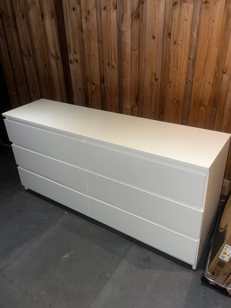 Witte ladekast / commode met 6 ruime lades, Ophalen, Strak, 5 laden of meer, 150 tot 200 cm