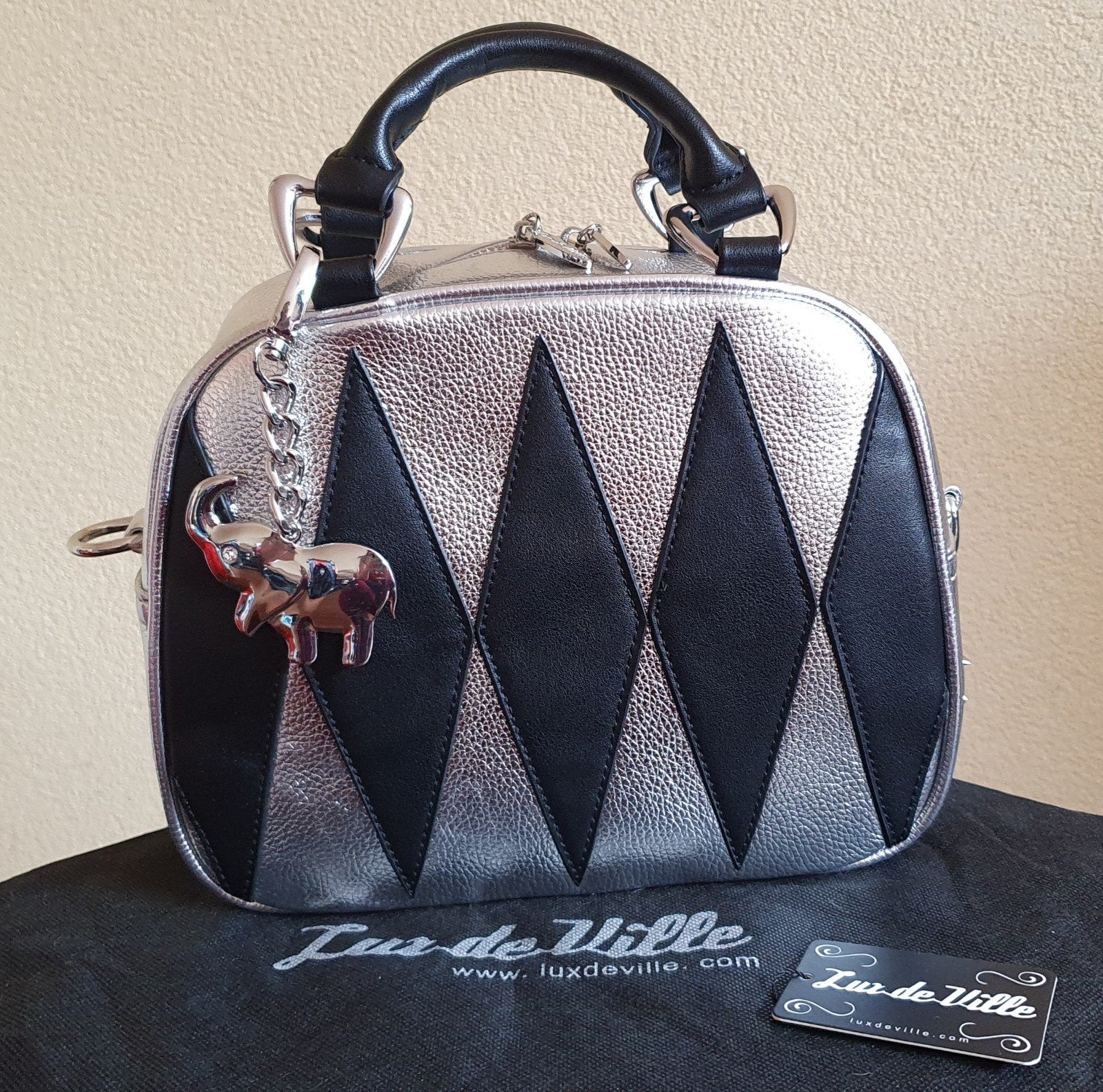 Lux De Ville Tas 'Circus' Zilver Glitter met Zwarte Ruiten, Ophalen of Verzenden, Zo goed als nieuw, Overige kleuren, Handtas