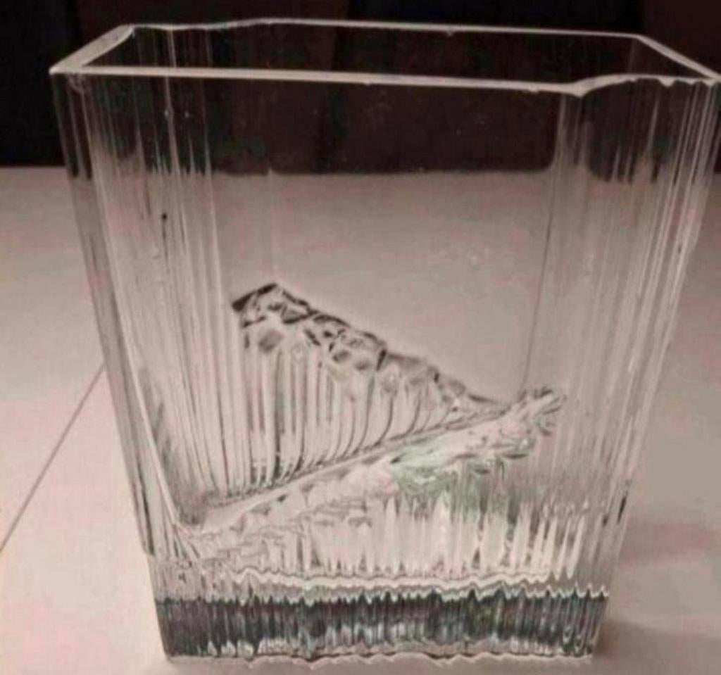 Iittala Sointu vaas. Finland., Antiek en Kunst, Antiek | Glas en Kristal, Ophalen of Verzenden