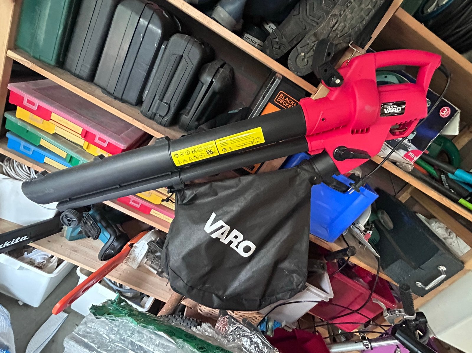 Varo Bladblazer/Bladzuiger met Opvangzak - Elektrisch, Tuin en Terras, Bladblazers, Ophalen, Gebruikt, Handgedragen, Met opvangzak