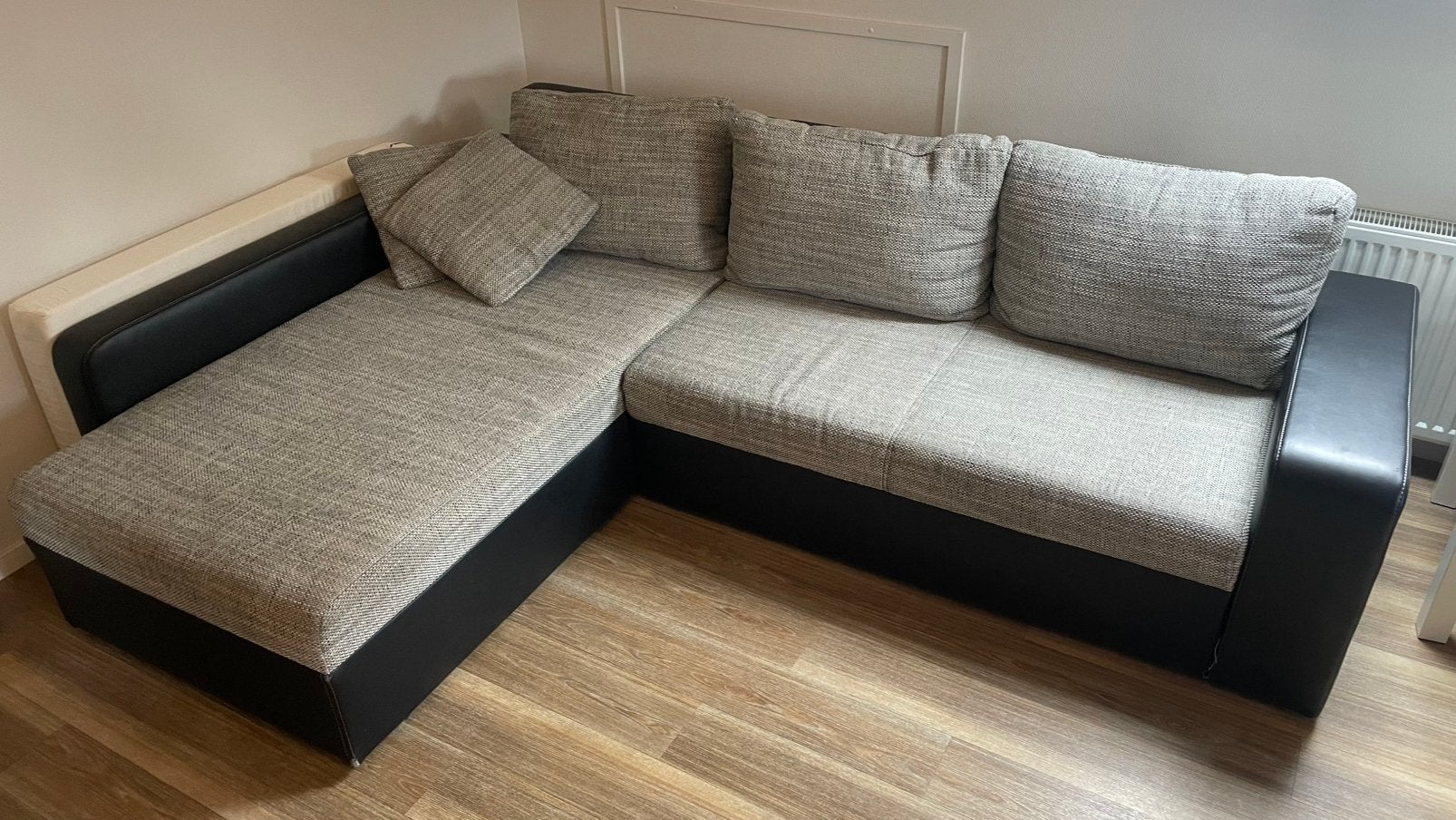 Slaapbank, links uit te bouwen., Ophalen, Gebruikt, 140 cm, Twijfelaar
