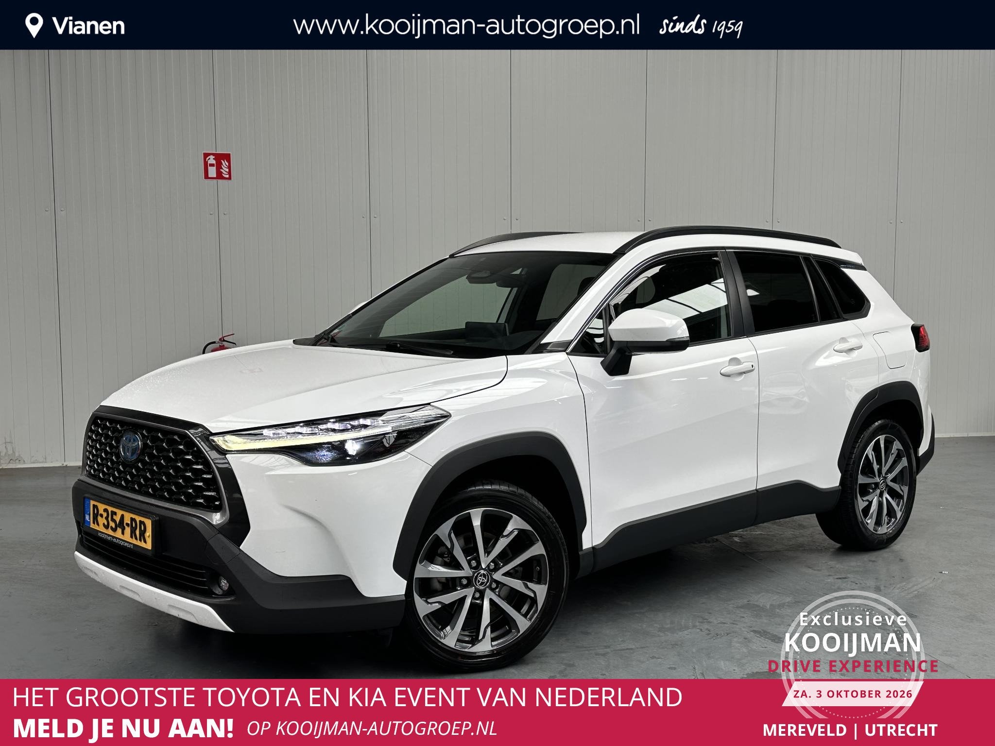 Toyota Corolla Cross Hybrid 200 Dynamic, Auto's, Stof, Gebruikt, 4 cilinders, Origineel Nederlands