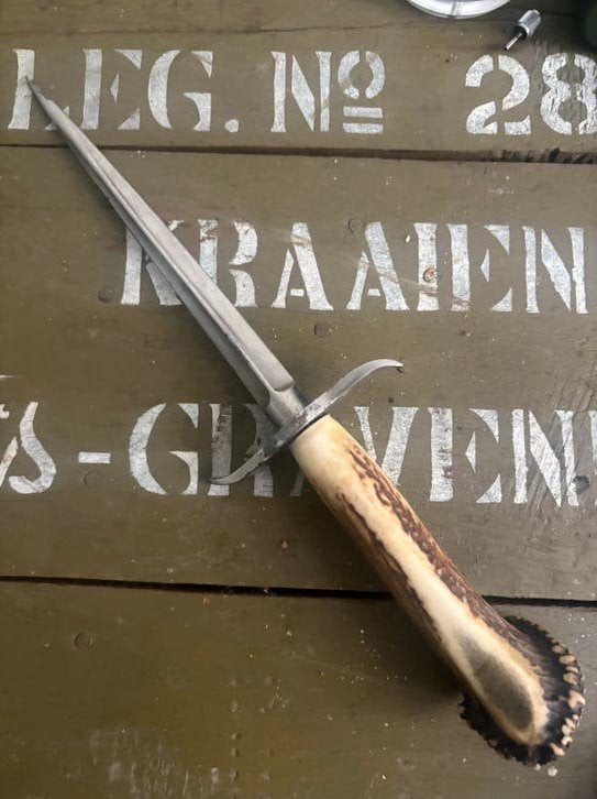 Grote hartsvanger/loopgravendolk, Verzamelen, Militaria | Tweede Wereldoorlog, Ophalen of Verzenden, Nederland, Embleem of Badge
