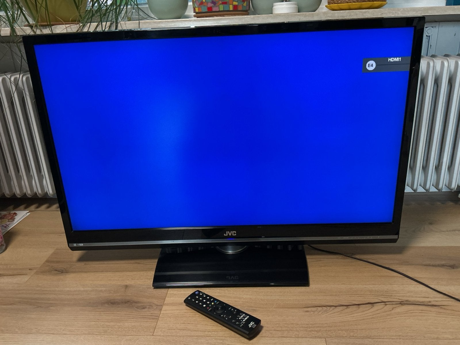JVC flatscreen-tv 42 inch (107 cm) incl. afstandsbediening, Audio, Tv en Foto, Gebruikt, 50 Hz, LCD, 100 cm of meer