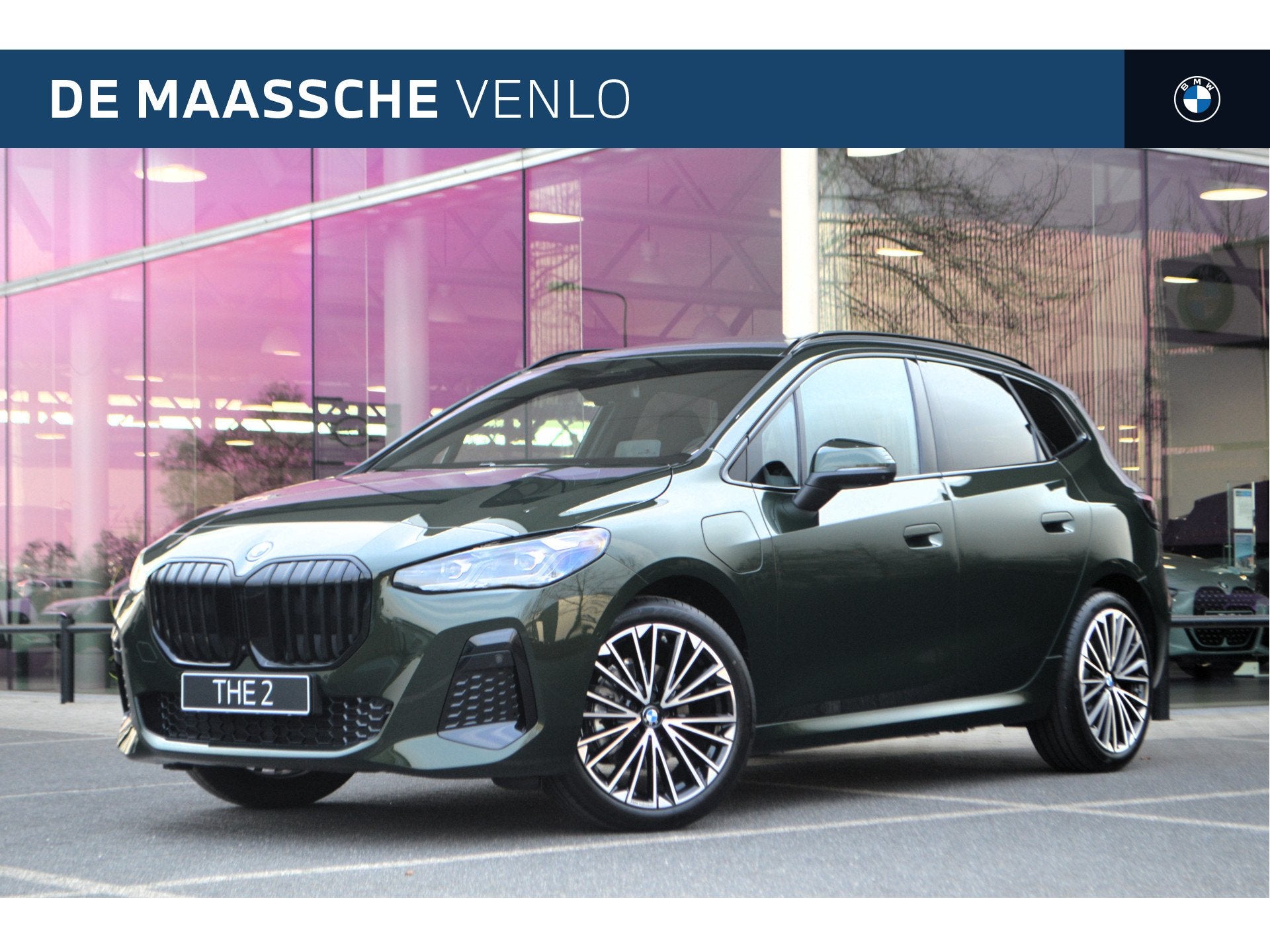 BMW 2 Serie Active Tourer 225e xDrive M Sport Automaat / Pan, Auto's, BMW, Automaat, 1800 kg, Zwart, 38 km/l