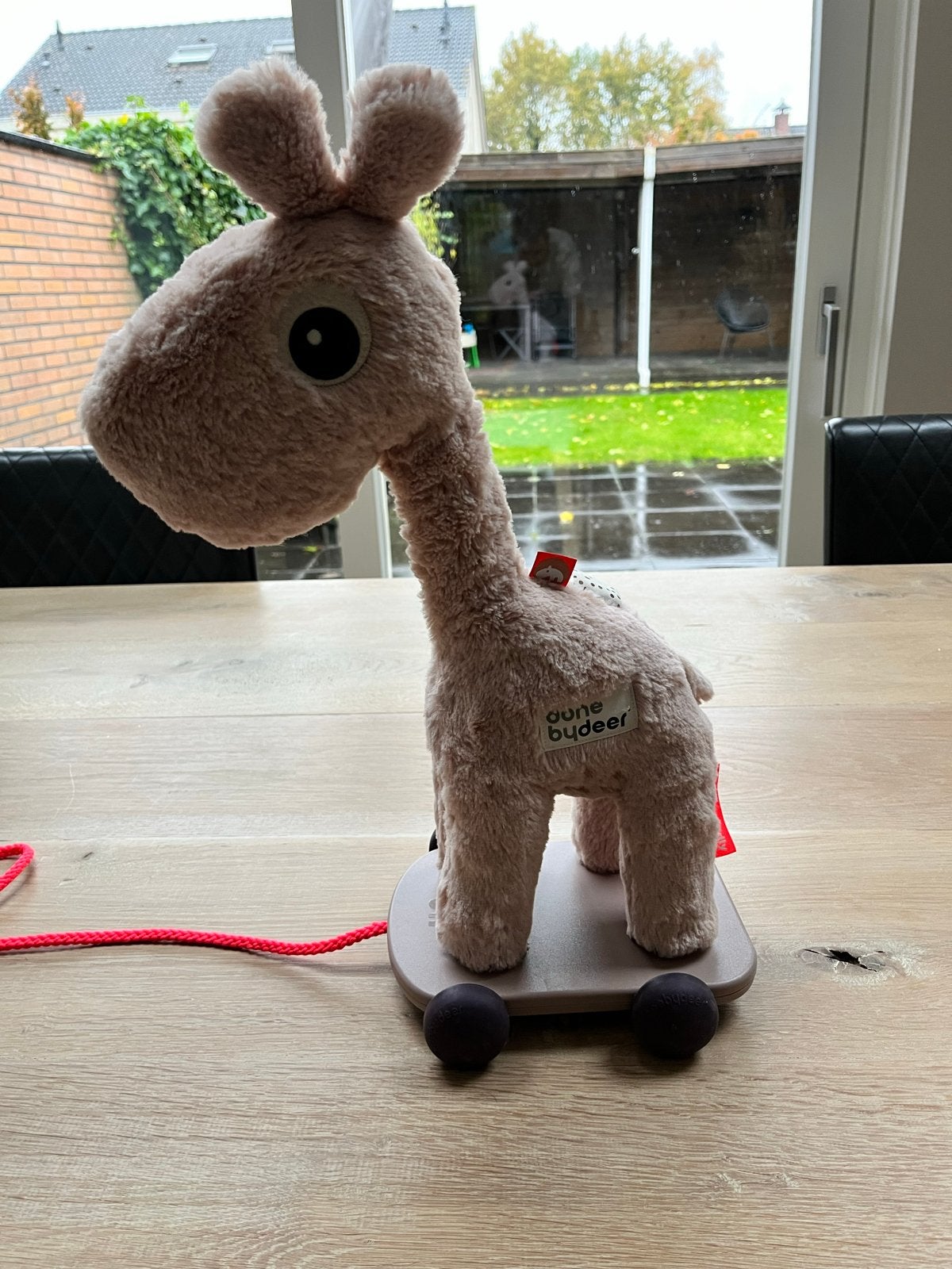 Done by Deer knuffelgiraf op wielen, Ophalen, Overige merken, Giraf, Overige karakters
