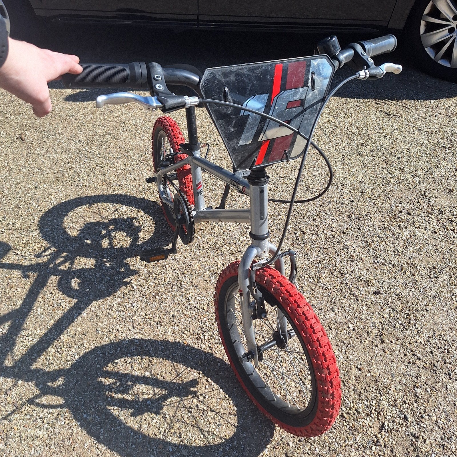 Kinderfiets 16 inch met rode banden, Fietsen en Brommers, Ophalen of Verzenden, 16 tot 20 inch, Gebruikt, Onbekend
