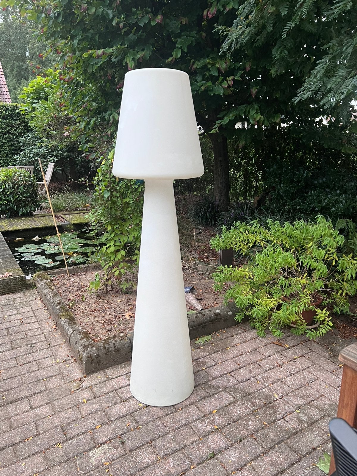 Newgarden Lola | staande buitenlamp, Ophalen, Kunststof, Gebruikt, Staande lamp