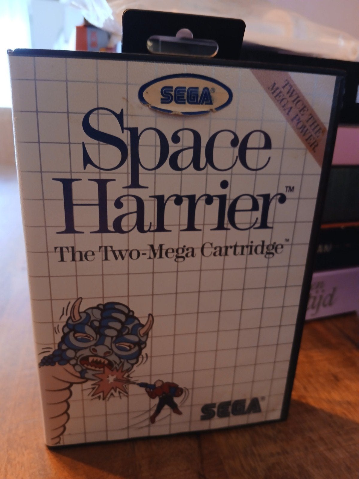 Space Harrier – The Two-Mega Cartridge – Sega Master System, Spelcomputers en Games, Games | Sega, Gebruikt, Shooter, 1 speler