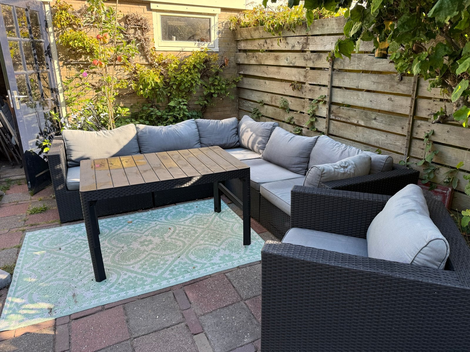 Loungeset met verstelbare tafel en losse stoel, Ophalen, 5 zitplaatsen, Gebruikt, Loungeset