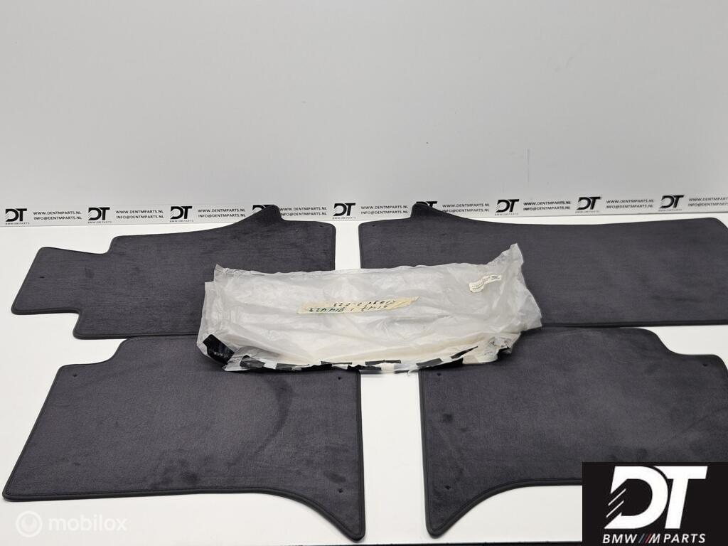 Matten set BMW 7-serie E23 51471914423, Nieuw, Ophalen of Verzenden