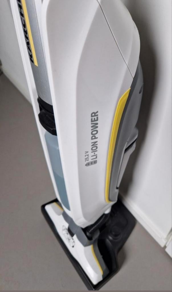 Karcher snoerloos dweilapparaat, Ophalen