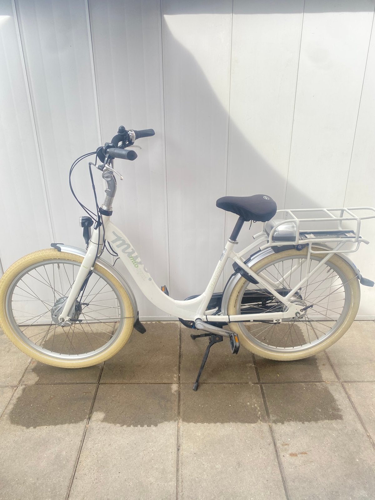 Electrische moederfiets giant mio, Fietsen en Brommers, Fietsen | Dames | Moederfietsen, Ophalen, 0 zitjes, Zo goed als nieuw