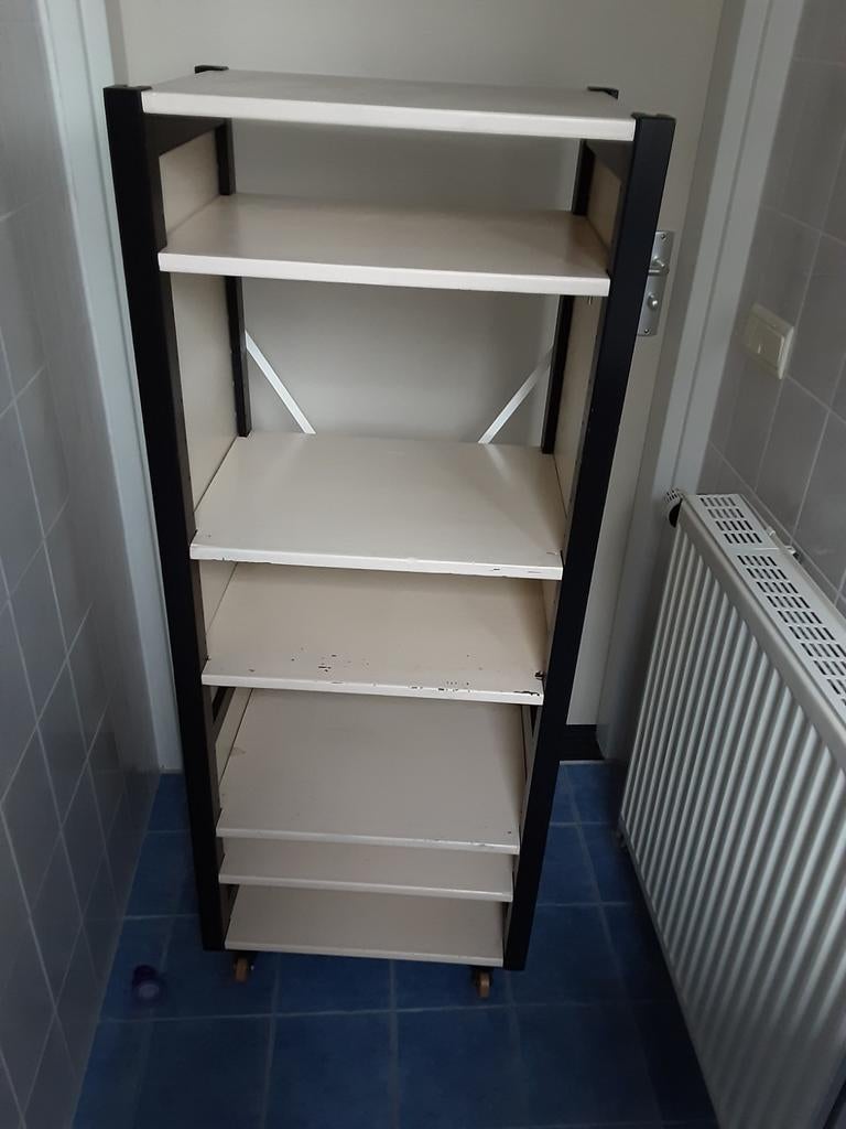 Lundia stelling kast, Ophalen, Gebruikt