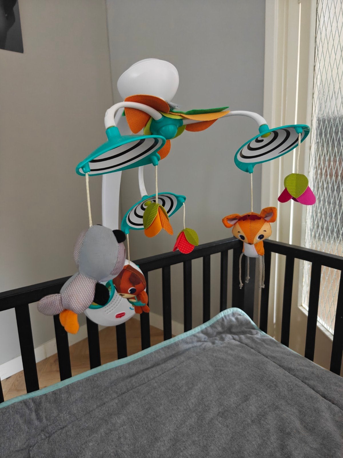 TinyLove Mobiel met licht en geluid, Ophalen, Zo goed als nieuw, Mobiel, Met licht