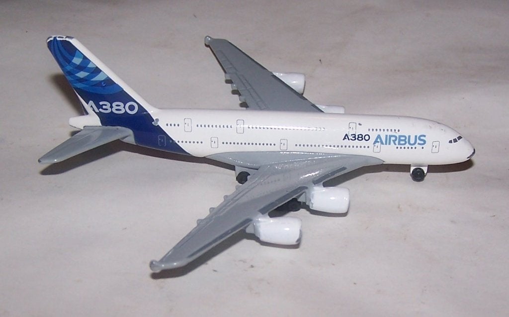 Airbus A380 Schaalmodel Vliegtuig. Izgs., Ophalen of Verzenden, Zo goed als nieuw, Schaalmodel
