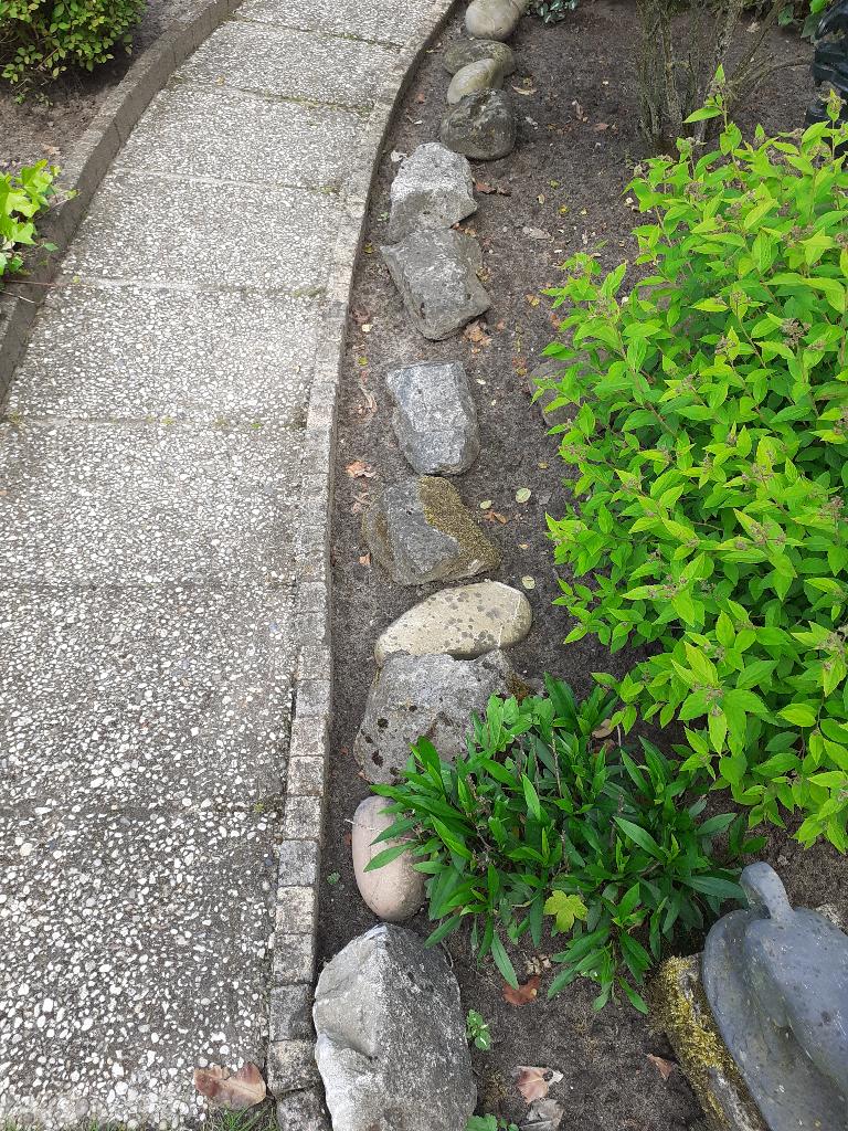 ZWERF KEIEN  GROOTE  KEIEN  EN KLEINE  95 STUKS, Tuin en Terras, Grind, Keien en Split, Ophalen, Gebruikt, Kei, Grijs