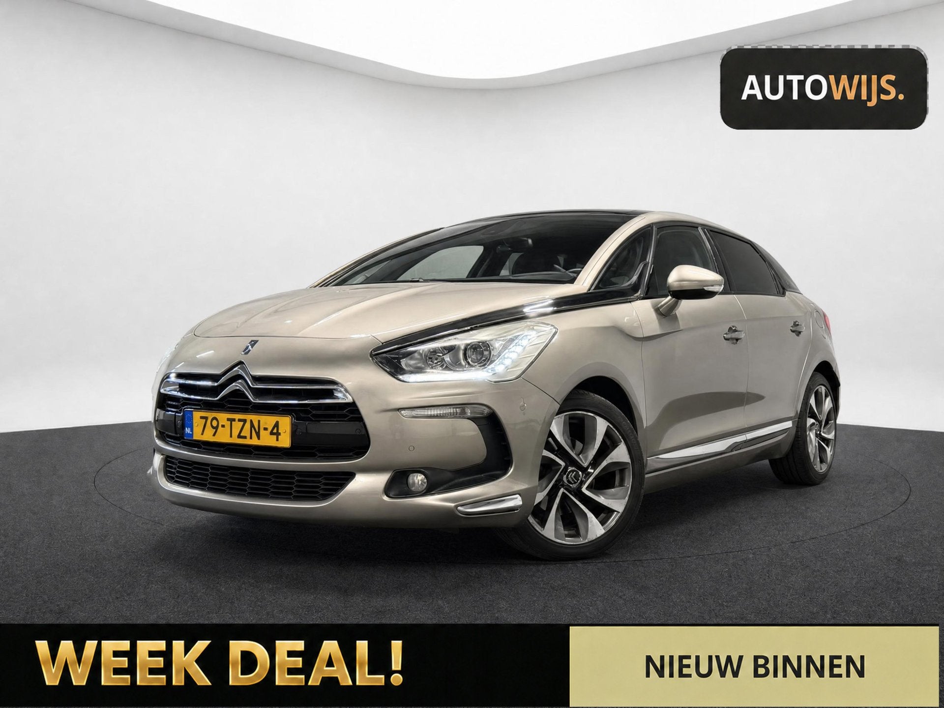 Citroen DS5 1.6 THP So Chic|AUT|NL AUTO|KEYLESS|ALCANTARA|XE, Auto's, Gebruikt, Zwart, 1395 kg, Hatchback