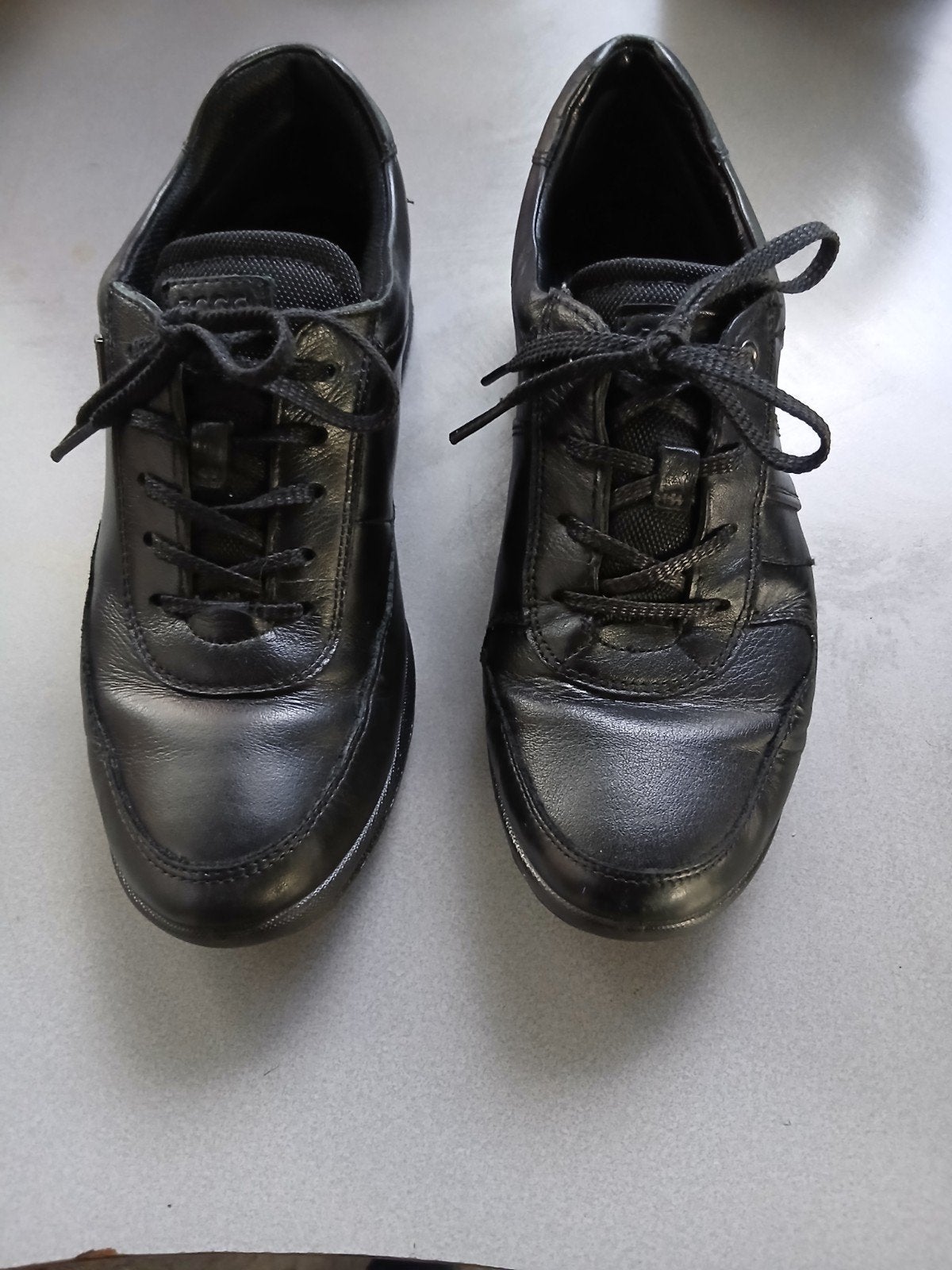 Dames Schoen merk Ecco zwart kleur maat 39, Ophalen of Verzenden, Zo goed als nieuw, Zwart, Sneakers of Gympen
